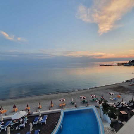 Sea&Sun&Sand Luxury Apartment In Дуррес Екстер'єр фото